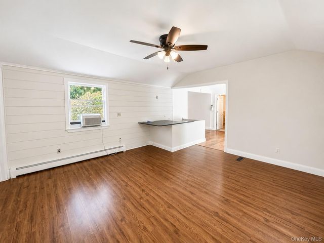 37 Old Town Road, Pine Bush, NY 12566