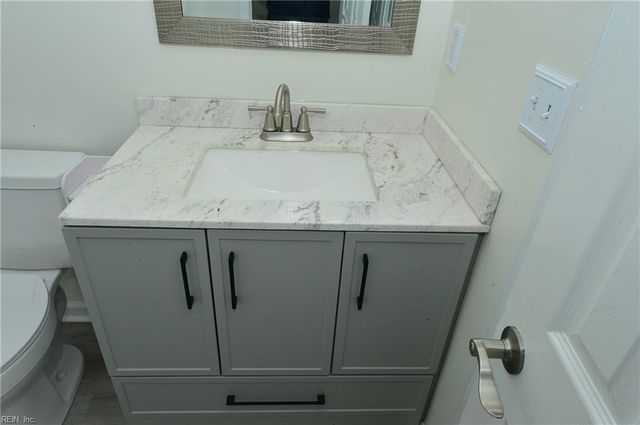 1717 Orchard WAY, Chesapeake, VA 23320