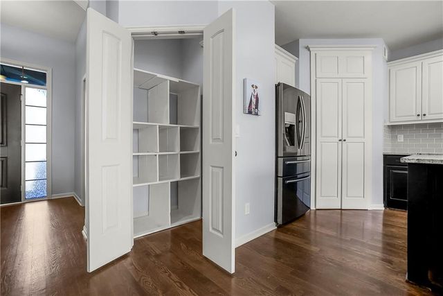 2301 W Piatt Lane, Olathe, KS 66061