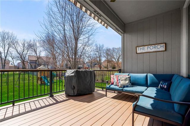 2301 W Piatt Lane, Olathe, KS 66061