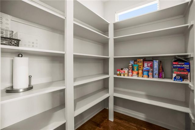 2301 W Piatt Lane, Olathe, KS 66061