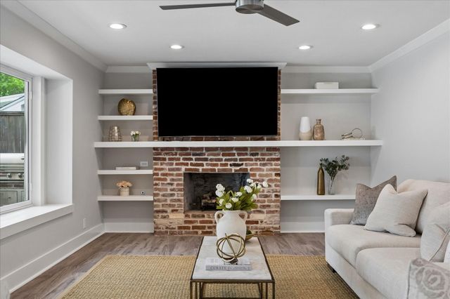 306 Greenpark Drive, Houston, TX 77079