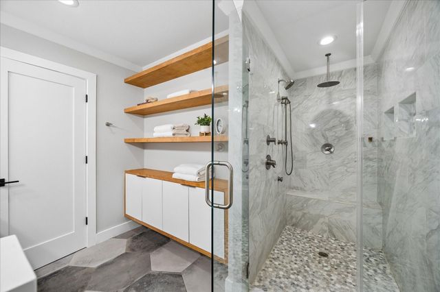 306 Greenpark Drive, Houston, TX 77079