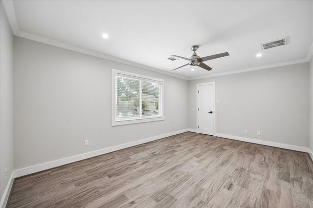 306 Greenpark Drive, Houston, TX 77079