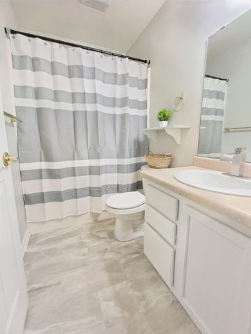 73 Murphy'S Circle, Oshtemo Twp, MI 49009