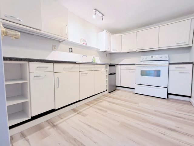 73 Murphy'S Circle, Oshtemo Twp, MI 49009