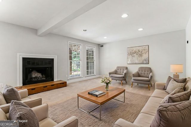 560 Flying Scot Way, Alpharetta, GA 30005