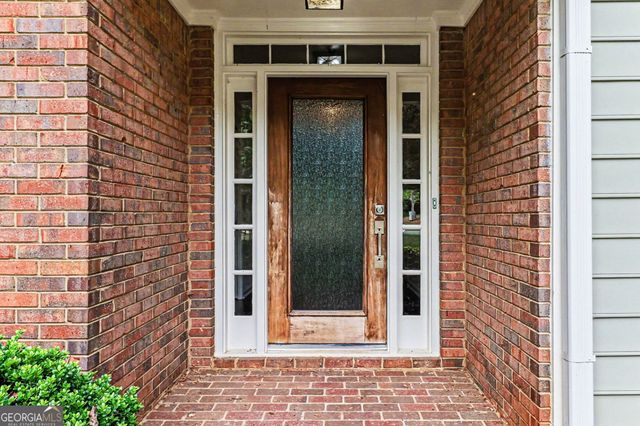 560 Flying Scot Way, Alpharetta, GA 30005