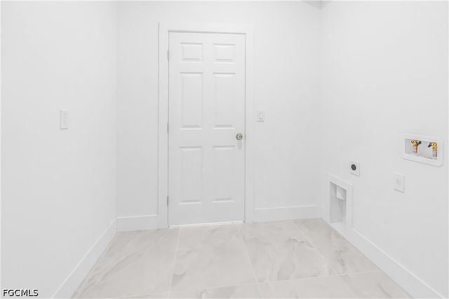3611 18th ST SW, Lehigh Acres, FL 33976