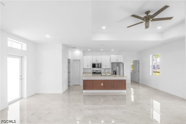3611 18th ST SW, Lehigh Acres, FL 33976