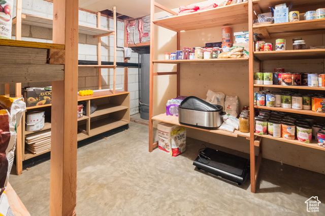 990 W 1100 S, Vernal, UT 84078