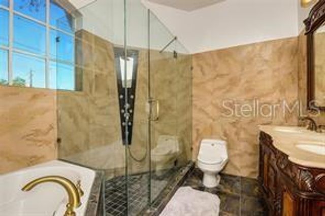 2308 W JETTON AVENUE, Tampa, FL 33629