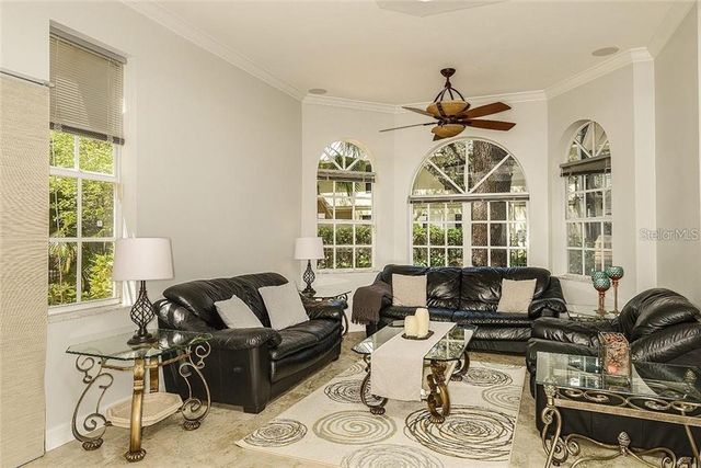 2308 W JETTON AVENUE, Tampa, FL 33629