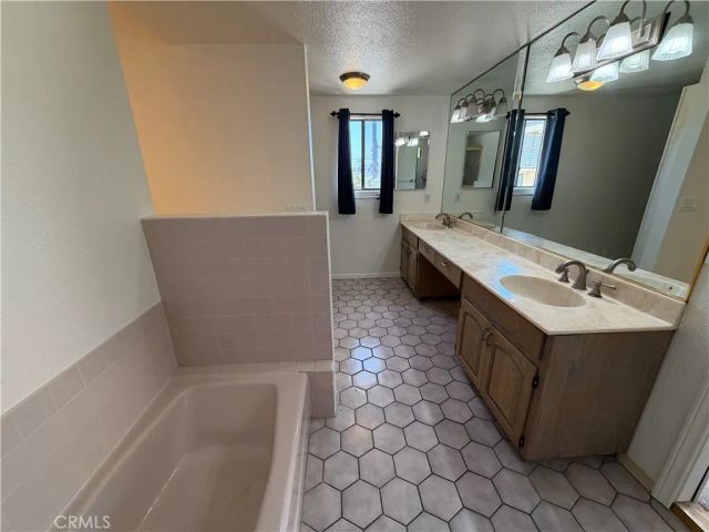 1501 N Maryland Avenue North, Glendale, CA 91207