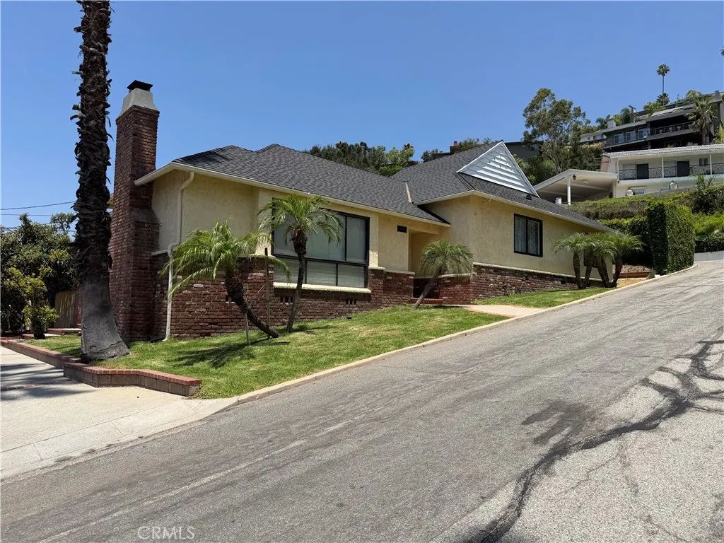 1501 N Maryland Avenue North, Glendale, CA 91207