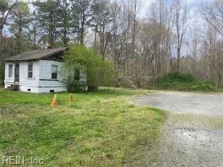 2045 Hampton HWY, Yorktown, VA 23693