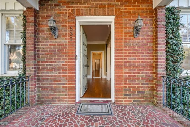 535 E 44th Street, Savannah, GA 31405