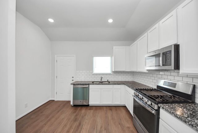 14915 Hidalgo Valley Lane, Houston, TX 77090