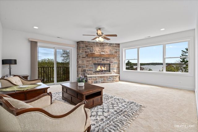 4520 W Shore Drive, Wonder Lake, IL 60097