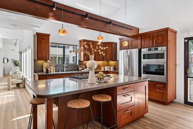 632 Estrella Pl, Davis, CA 95616