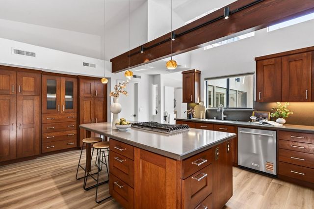 632 Estrella Pl, Davis, CA 95616