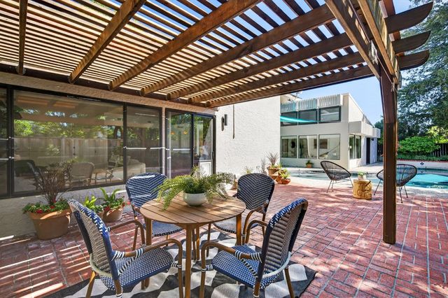 632 Estrella Pl, Davis, CA 95616