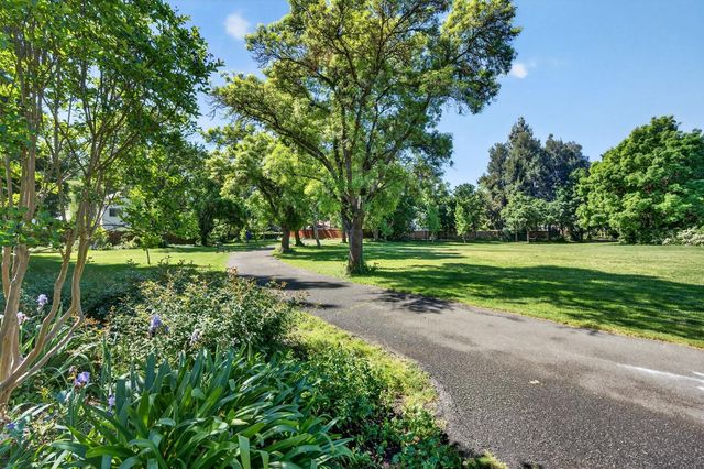 632 Estrella Pl, Davis, CA 95616