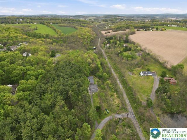 2288 Mulberry Road, Lowhill Twp, PA 18051