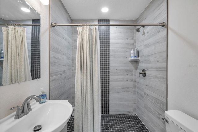 2703 18TH STREET S, St Petersburg, FL 33712