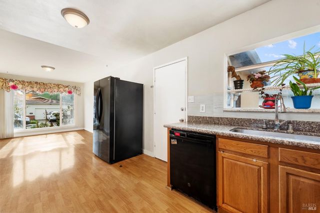 408 Lakeside Dr, Vallejo, CA 94589