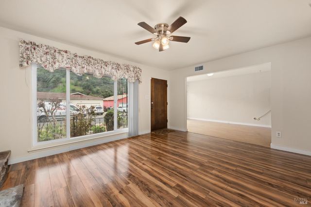 408 Lakeside Dr, Vallejo, CA 94589