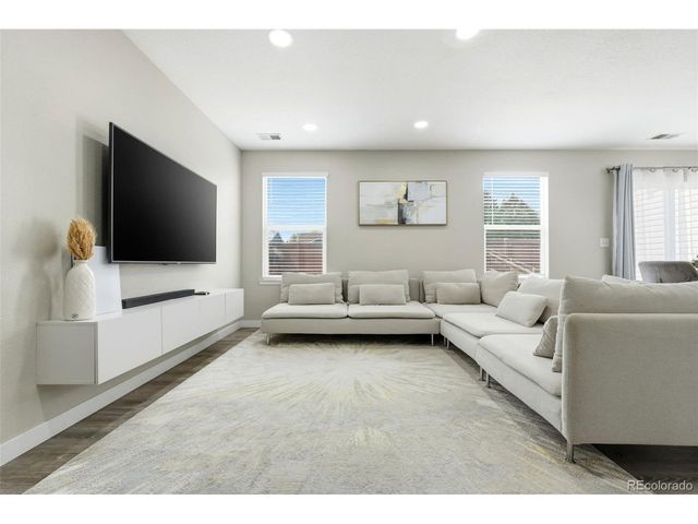 21906 E Crestline Pl, Aurora, CO 80016