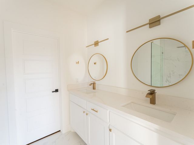 1321 Friendship Drive, Dallas, TX 75217