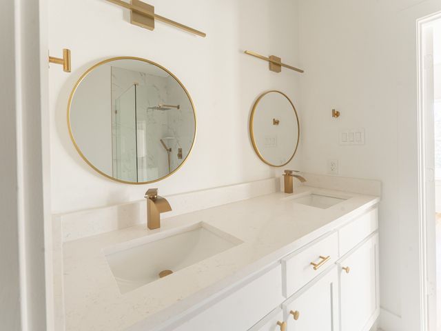 1321 Friendship Drive, Dallas, TX 75217