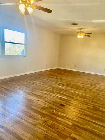 3412 Roberts Road, Chattanooga, TN 37416