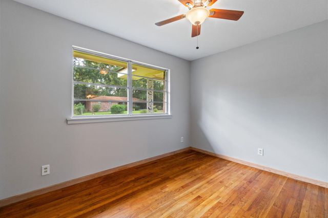 705 Georgia Ave., Purvis, MS 39475