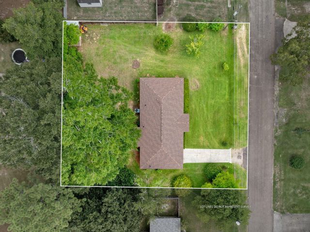 705 Georgia Ave., Purvis, MS 39475