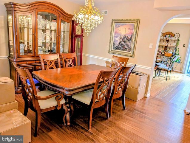 2145 BROMLEY CMN, Southampton, PA 18966