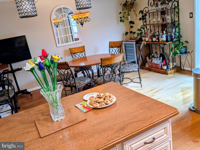 2145 BROMLEY CMN, Southampton, PA 18966