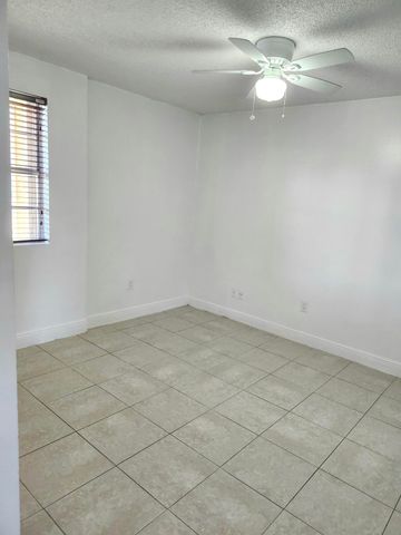 1283 SW 46th Avenue, Pompano Beach, FL 33069
