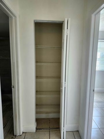 1283 SW 46th Avenue, Pompano Beach, FL 33069