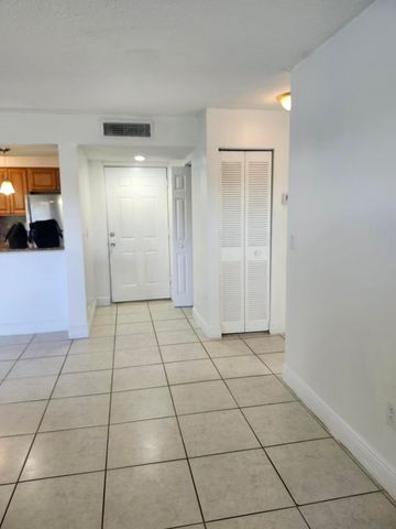 1283 SW 46th Avenue, Pompano Beach, FL 33069