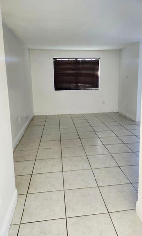 1283 SW 46th Avenue, Pompano Beach, FL 33069