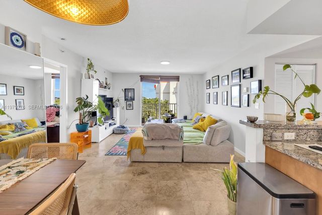 1555 N Treasure Dr 506, North Bay Village, FL 33141