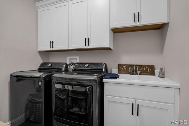 11915 Kendon Drive, Des Peres, MO 63131