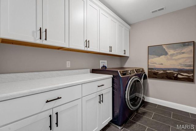 11915 Kendon Drive, Des Peres, MO 63131