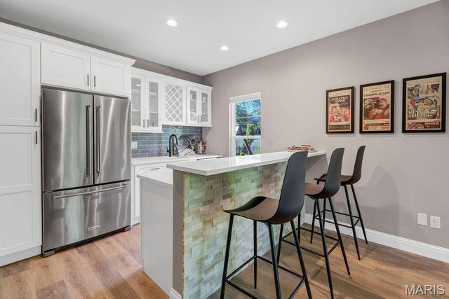 11915 Kendon Drive, Des Peres, MO 63131