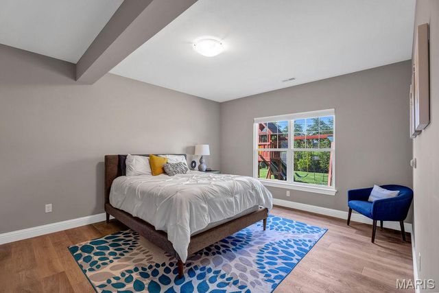 11915 Kendon Drive, Des Peres, MO 63131