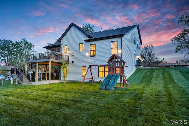 11915 Kendon Drive, Des Peres, MO 63131