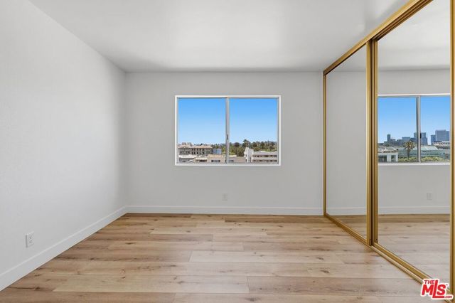 435 N Oakhurst Drive 905, Beverly Hills, CA 90210